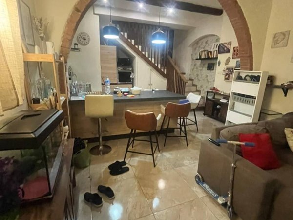 casa indipendente in affitto a Carrara in zona Bonascola