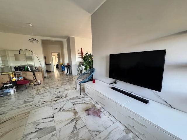 appartamento in affitto a Carrara in zona Marina di Carrara