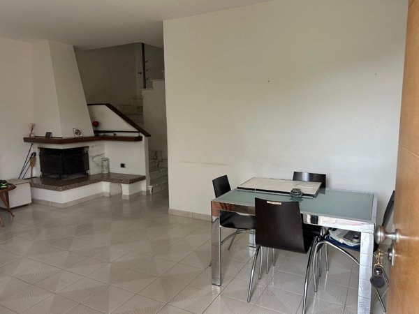 casa indipendente in affitto a Carrara in zona Sant'Antonio