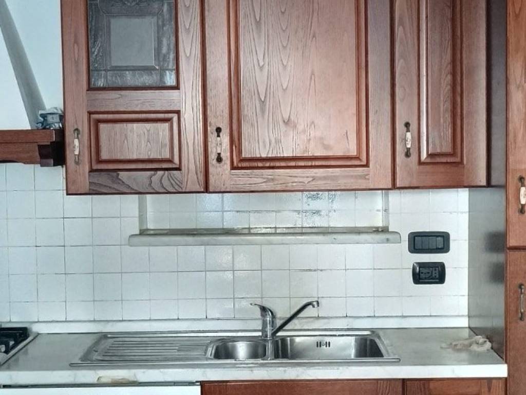 appartamento in affitto a Carrara in zona Fabbrica