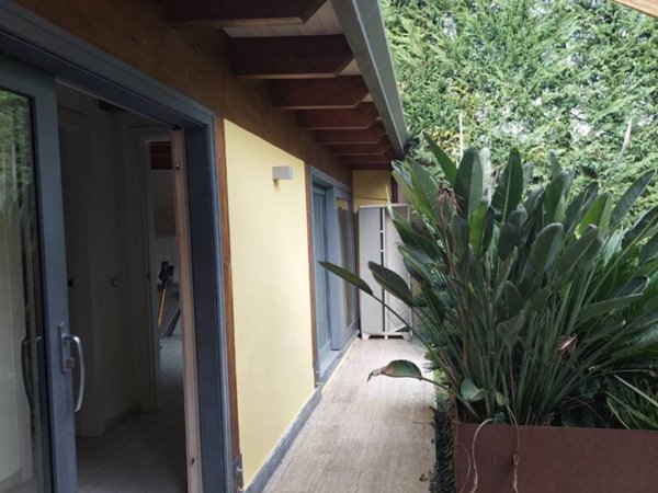 casa indipendente in affitto a Carrara in zona Marina di Carrara