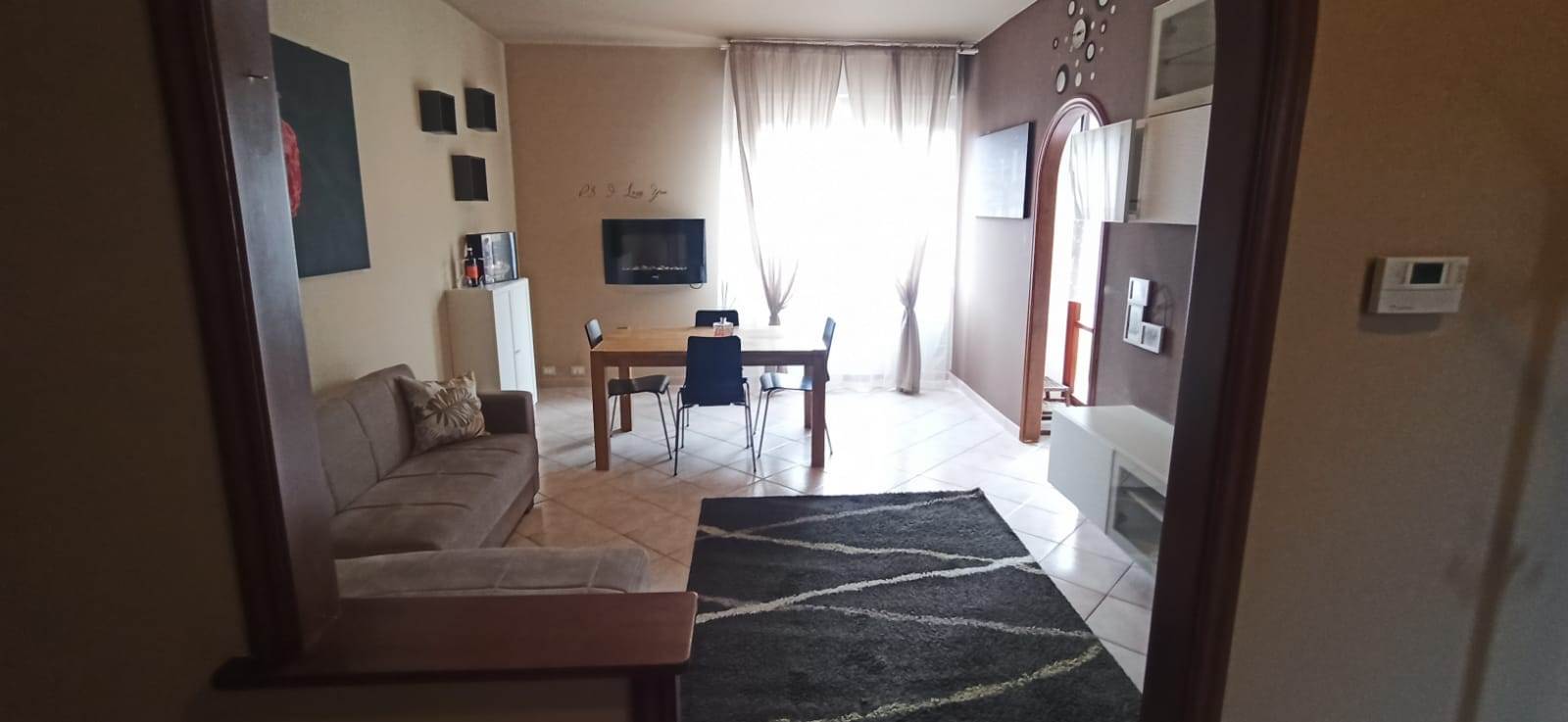 appartamento in affitto a Carrara in zona Marina di Carrara