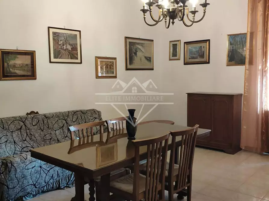 appartamento in affitto a Carrara in zona Centro Città