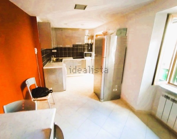 appartamento in affitto a Carrara in zona Centro Città