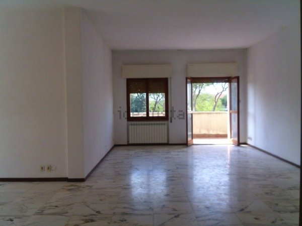 appartamento in affitto a Carrara in zona Avenza