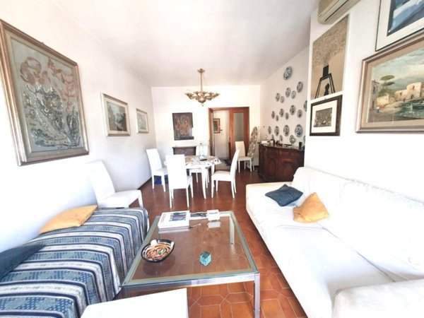 appartamento in affitto a Carrara in zona Marina di Carrara