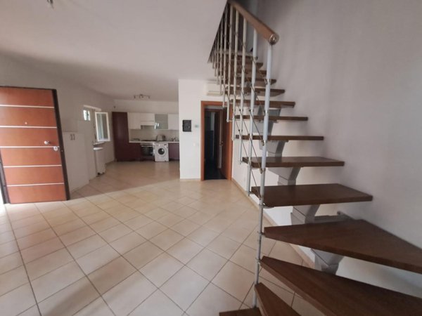 appartamento in affitto a Carrara in zona Marina di Carrara