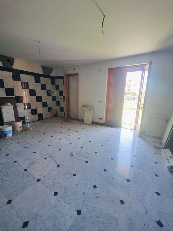 appartamento in affitto a Carrara in zona Marina di Carrara