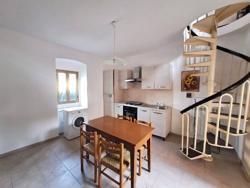 appartamento in affitto a Carrara in zona Marina di Carrara
