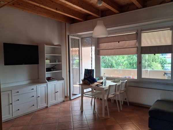 appartamento in affitto a Carrara in zona Marina di Carrara
