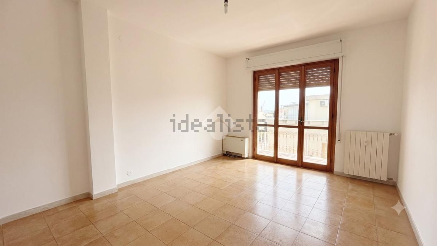 appartamento in affitto a Carrara in zona Marina di Carrara