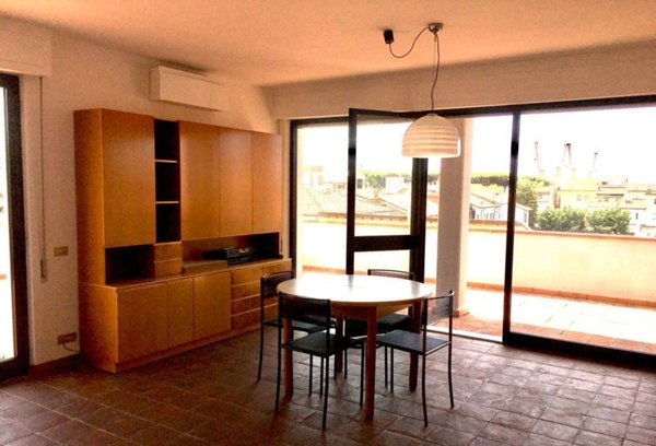 appartamento in affitto a Carrara in zona Marina di Carrara