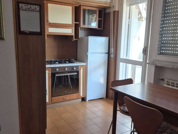 appartamento in affitto a Carrara in zona Marina di Carrara