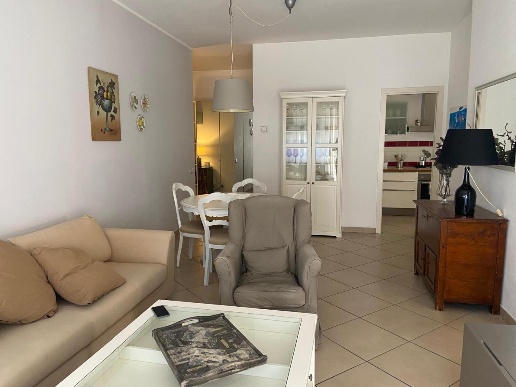 appartamento in affitto a Carrara in zona Marina di Carrara