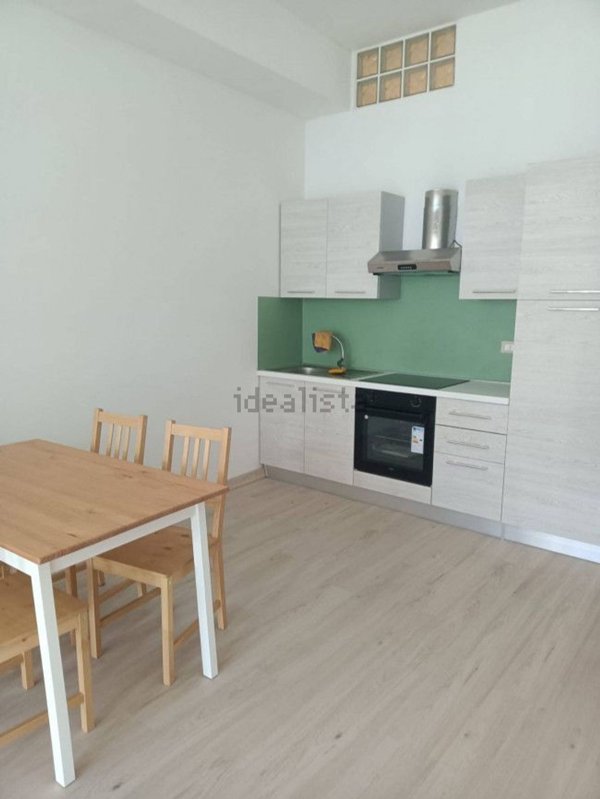 appartamento in affitto a Carrara in zona Centro Città