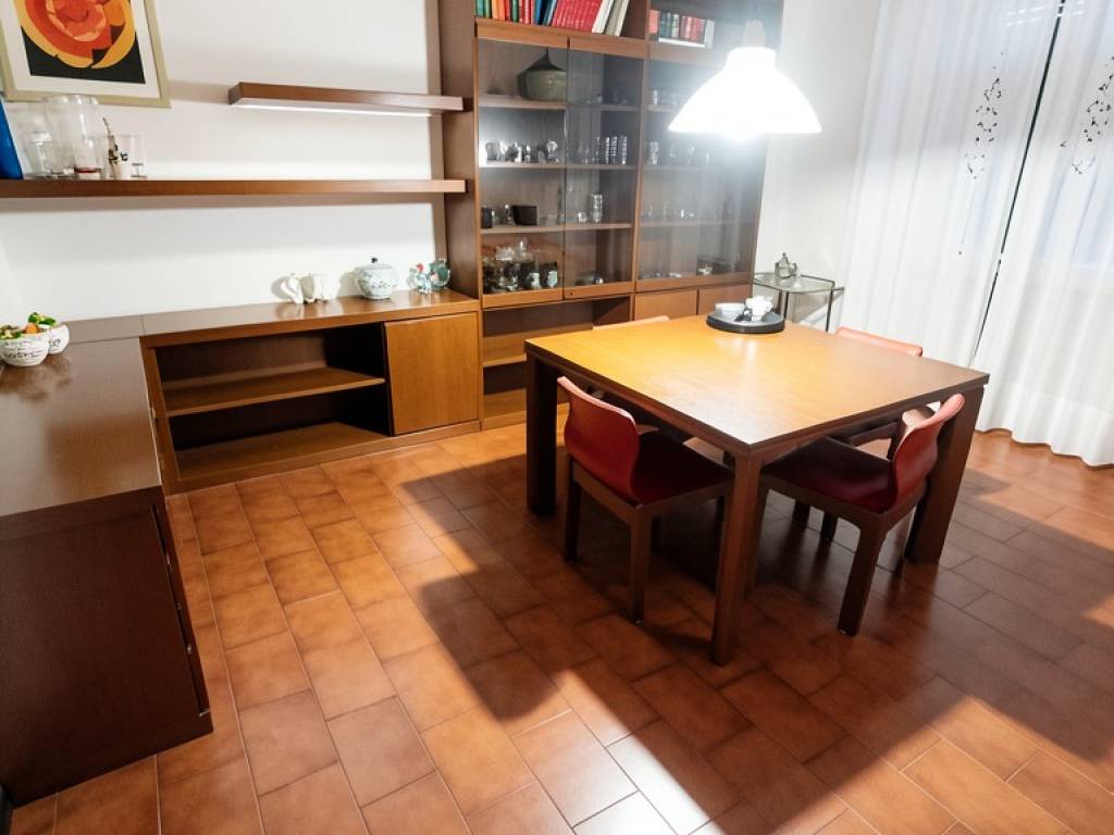 appartamento in affitto a Carrara in zona Avenza