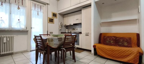 appartamento in affitto a Carrara in zona Marina di Carrara