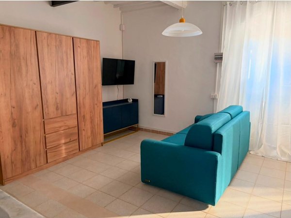 appartamento in affitto a Carrara in zona Marina di Carrara