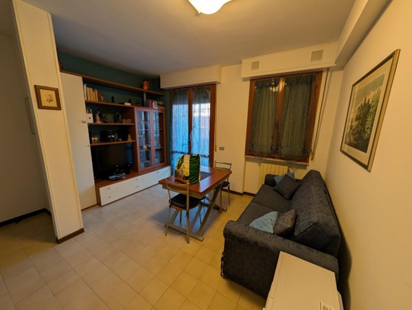 appartamento in affitto a Carrara in zona Marina di Carrara