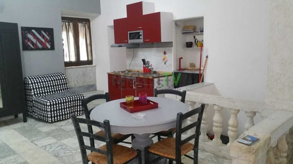 appartamento in affitto a Carrara in zona Centro Città