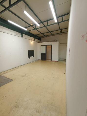 locale commerciale in affitto a Carrara in zona Avenza