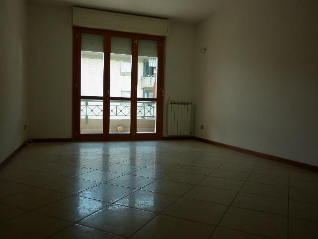 appartamento in affitto a Carrara in zona Avenza