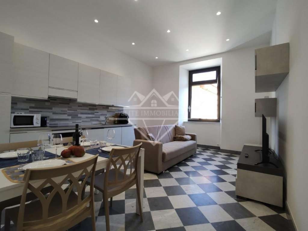 appartamento in affitto a Carrara in zona Centro Città