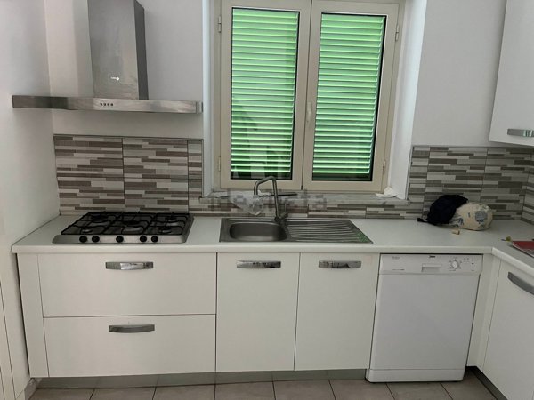 appartamento in affitto a Carrara in zona Avenza