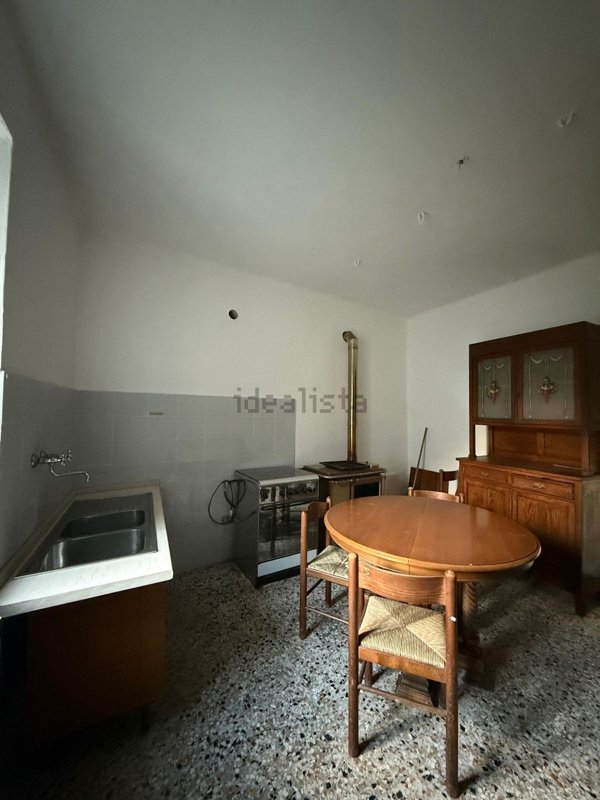 appartamento in affitto a Fivizzano