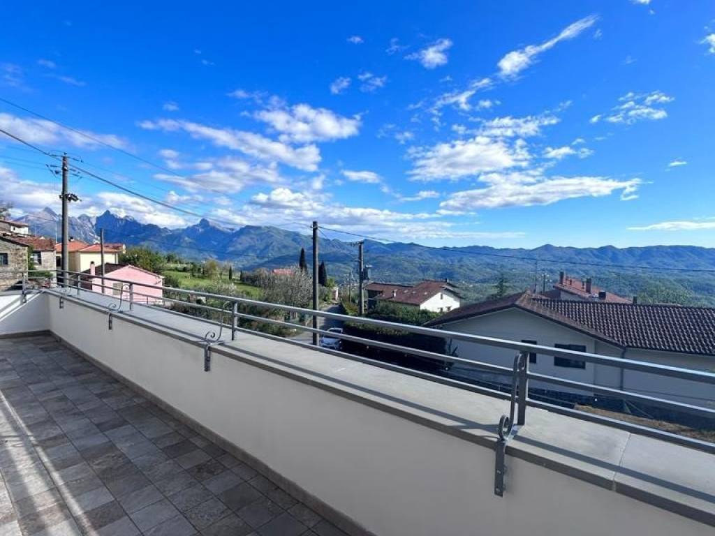 appartamento in affitto a Fivizzano in zona Agnino