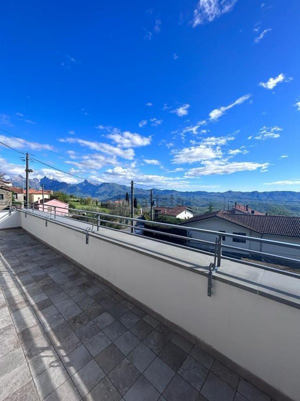 appartamento in affitto a Fivizzano in zona Agnino