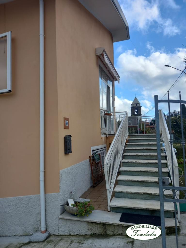 appartamento in affitto a Fosdinovo in zona Carignano