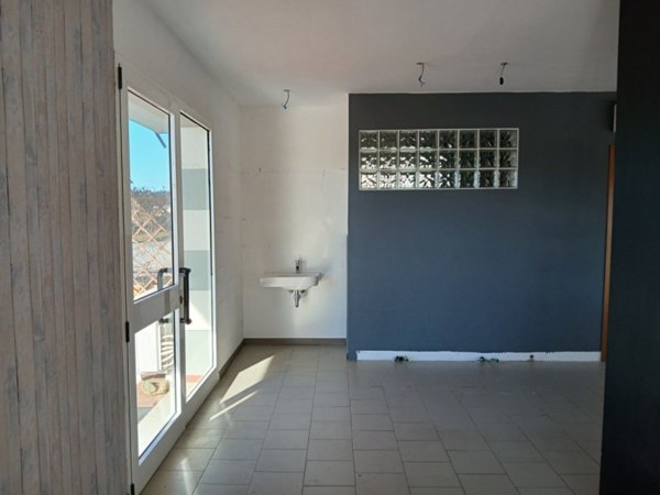 locale commerciale in affitto a Fosdinovo in zona Caniparola