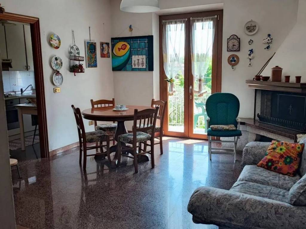 casa indipendente in affitto a Fosdinovo