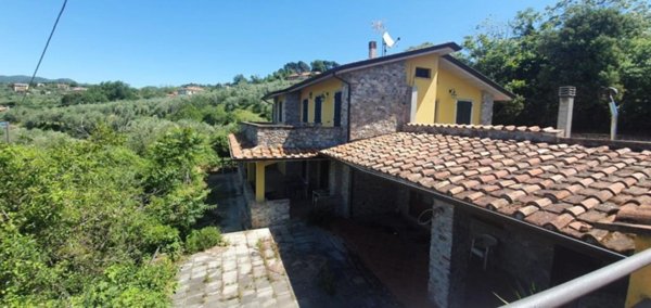 casa indipendente in affitto a Fosdinovo