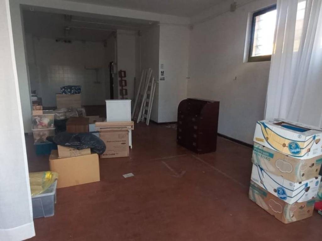 negozio in affitto a Fosdinovo in zona Caniparola