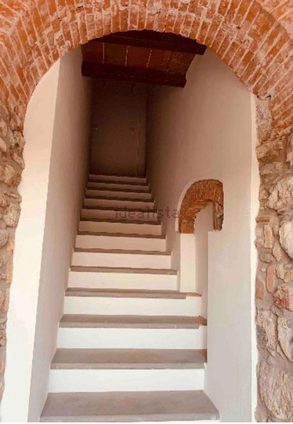 appartamento in affitto a Fosdinovo in zona Caniparola