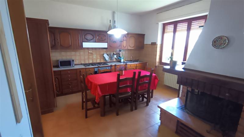 appartamento in affitto a Fosdinovo in zona Caniparola