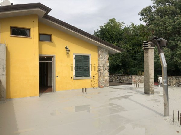casa indipendente in affitto a Fosdinovo
