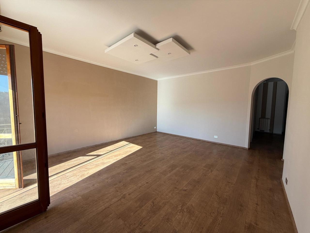 appartamento in affitto a Licciana Nardi