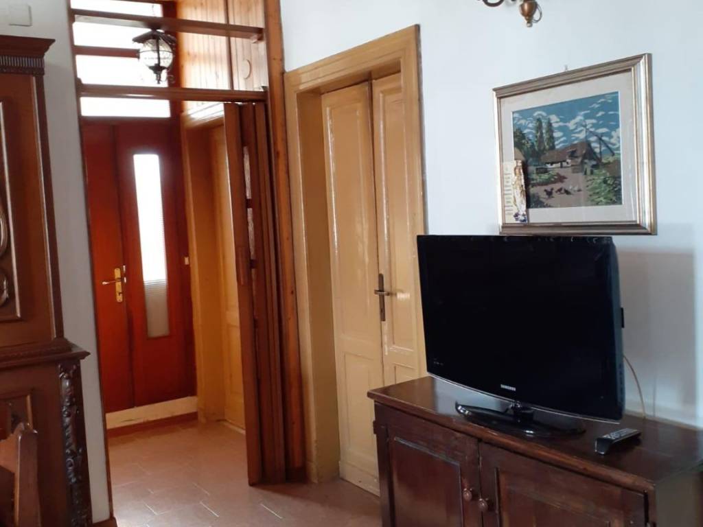 appartamento in affitto a Licciana Nardi in zona Monti