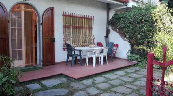 casa indipendente in affitto a Massa in zona Centro Storico