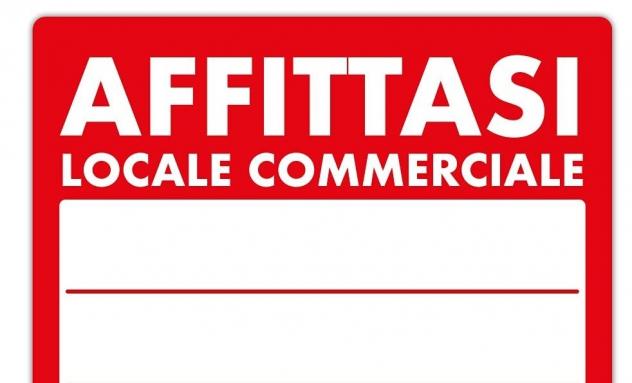 negozio in affitto a Massa