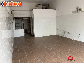 negozio in affitto a Massa in zona Centro Storico