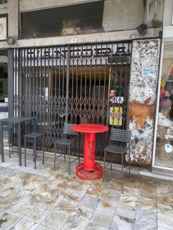 negozio in affitto a Massa in zona Centro Storico