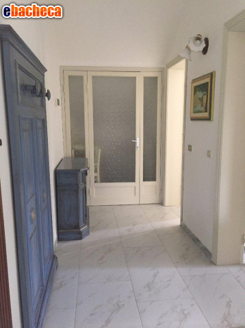 appartamento in affitto a Massa in zona Marina dei Ronchi