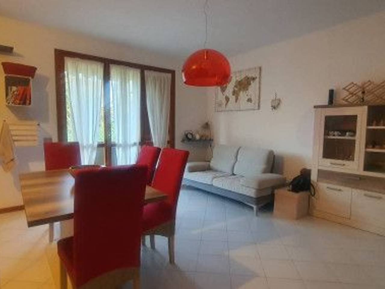 appartamento in affitto a Massa in zona Marina dei Ronchi