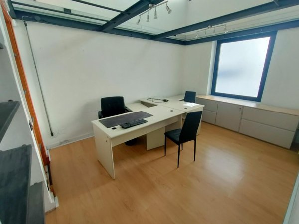 ufficio in affitto a Massa