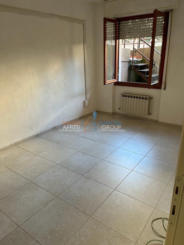 appartamento in affitto a Massa in zona Centro Storico