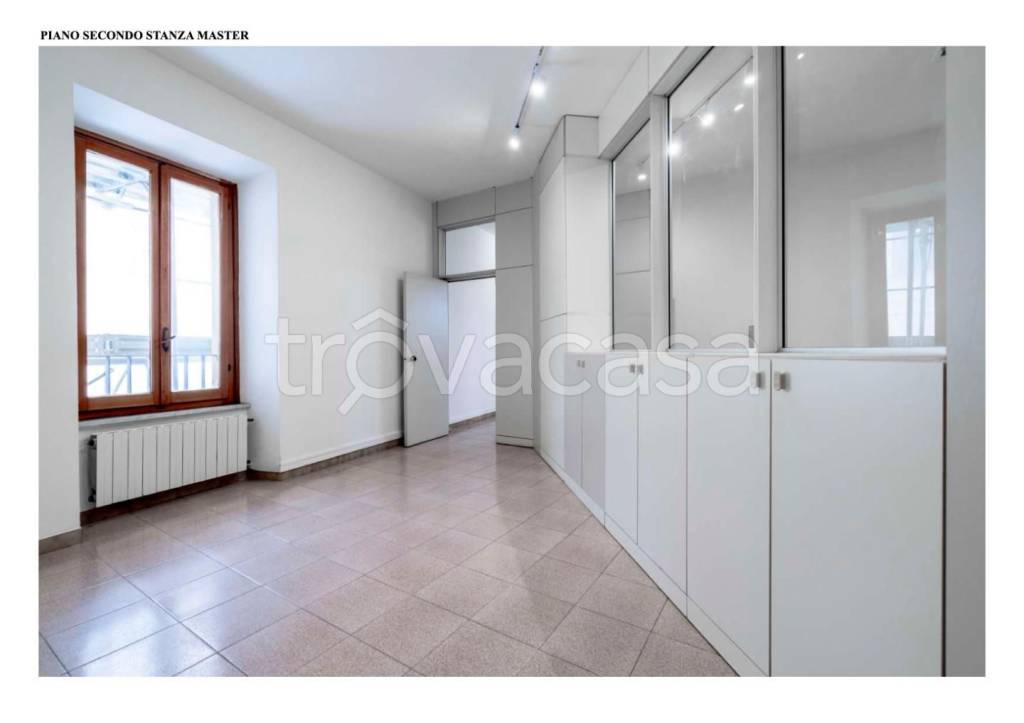 casa semindipendente in affitto a Massa